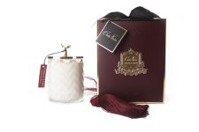 Свеча большая, бордовый,  450 гр, соевый воск, время горения 200 ч HERRINGBONE, арт. HCG01 COTE NOIRE