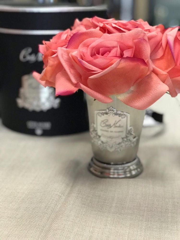 Букет роз цвет коралловый, ваза металл, 2 спрея ВхШхД  21х17х17 см SEVEN ROSE White peach, арт. SMB05 COTE NOIRE